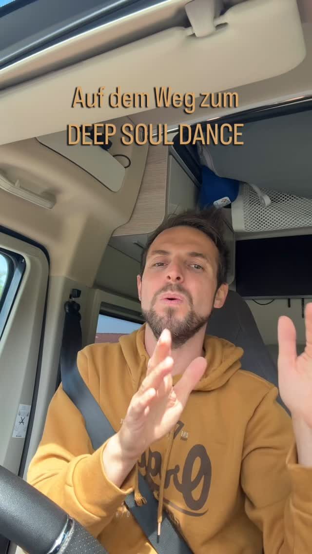 Instagram post from community_of_dreams. This post is in position 1.